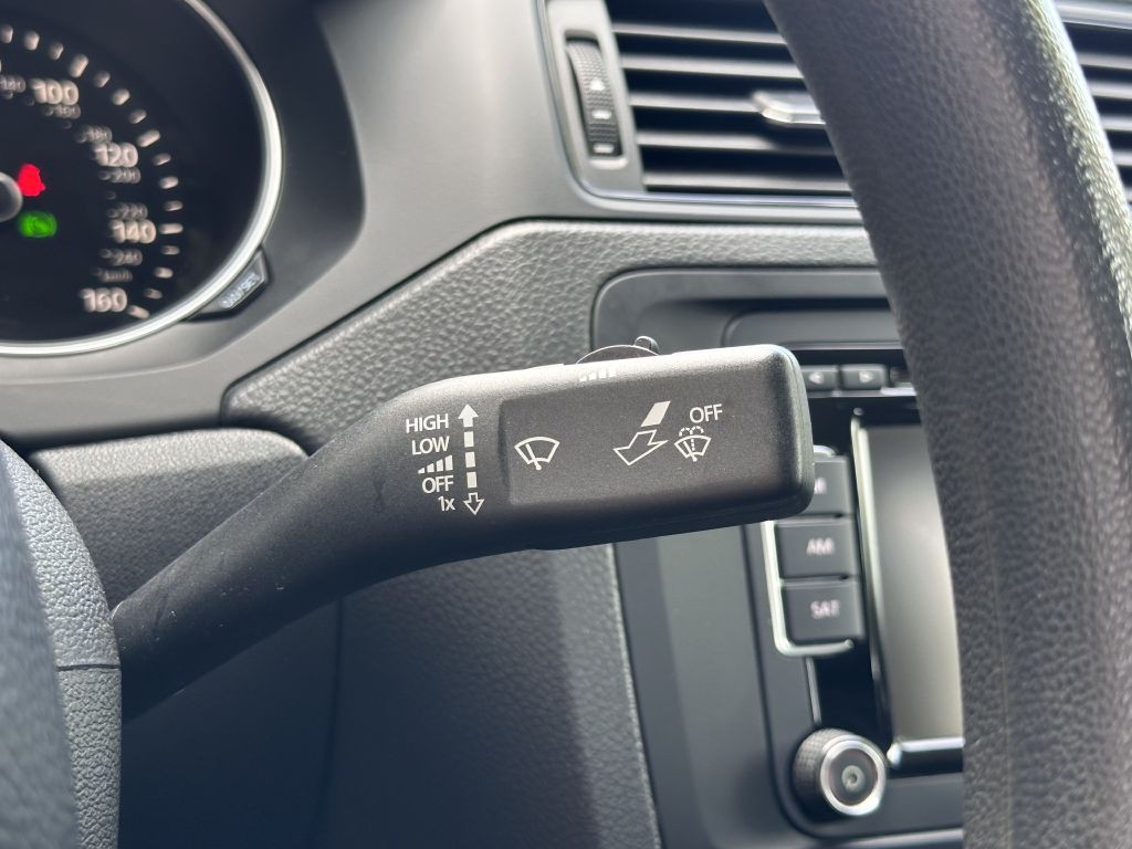 2015 Volkswagen Jetta Image 41
