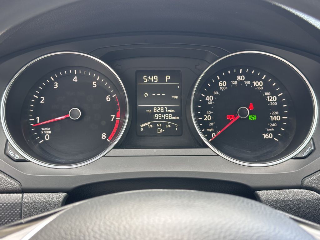 2015 Volkswagen Jetta Image 42