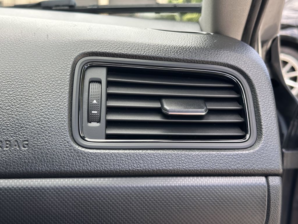 2015 Volkswagen Jetta Image 66