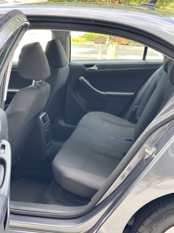 2015 Volkswagen Jetta Image 70