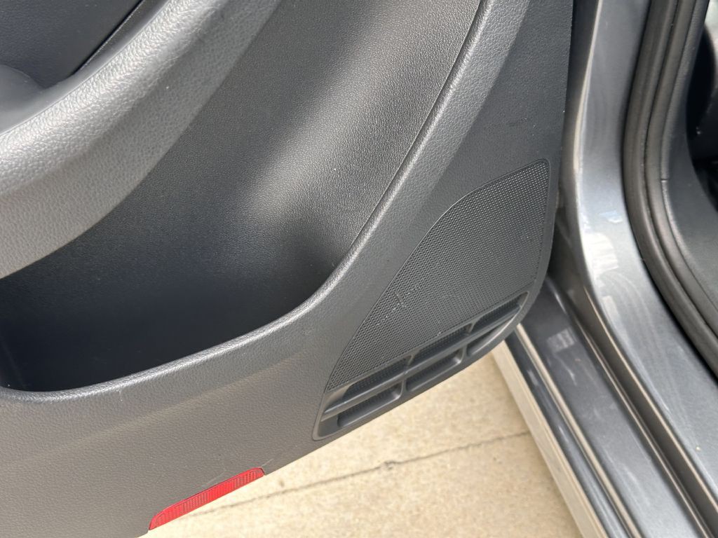 2015 Volkswagen Jetta Image 75