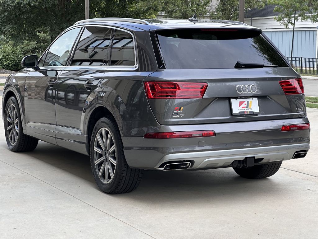 2018 Audi Q7 Image 11