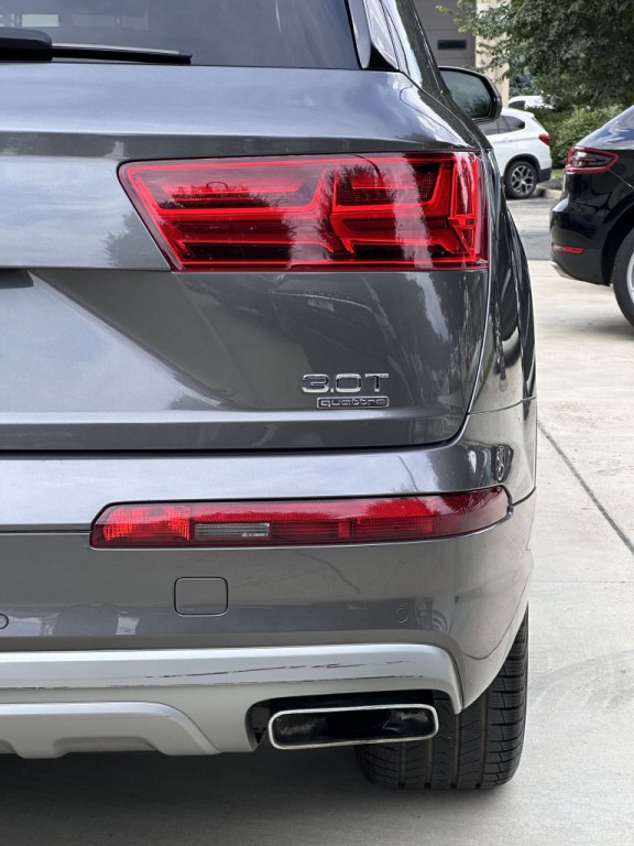 2018 Audi Q7 Image 16