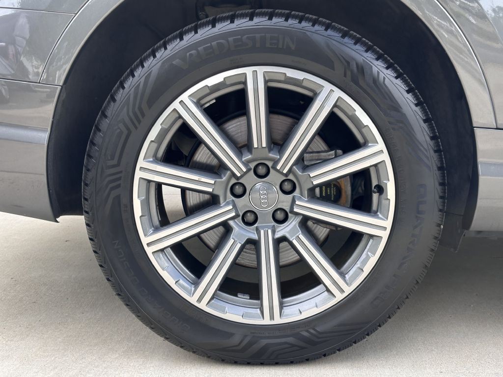 2018 Audi Q7 Image 19