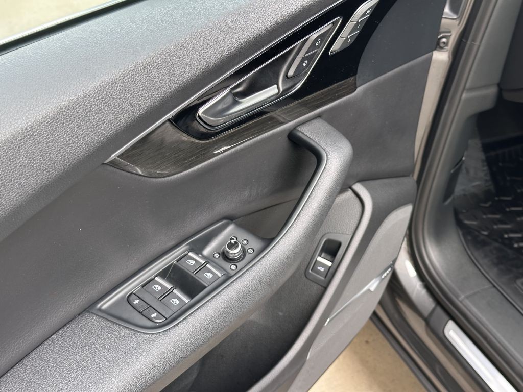 2018 Audi Q7 Image 23
