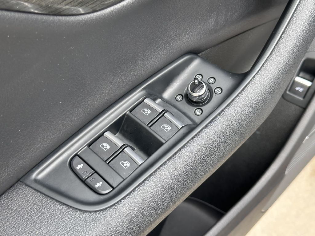 2018 Audi Q7 Image 25