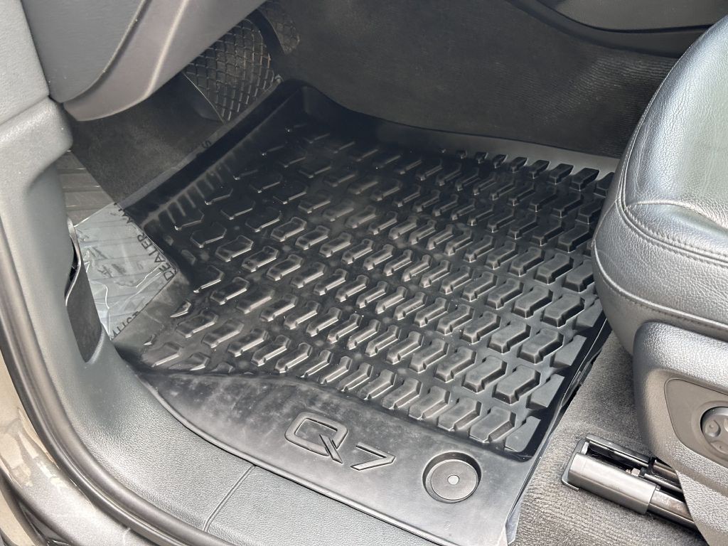 2018 Audi Q7 Image 27