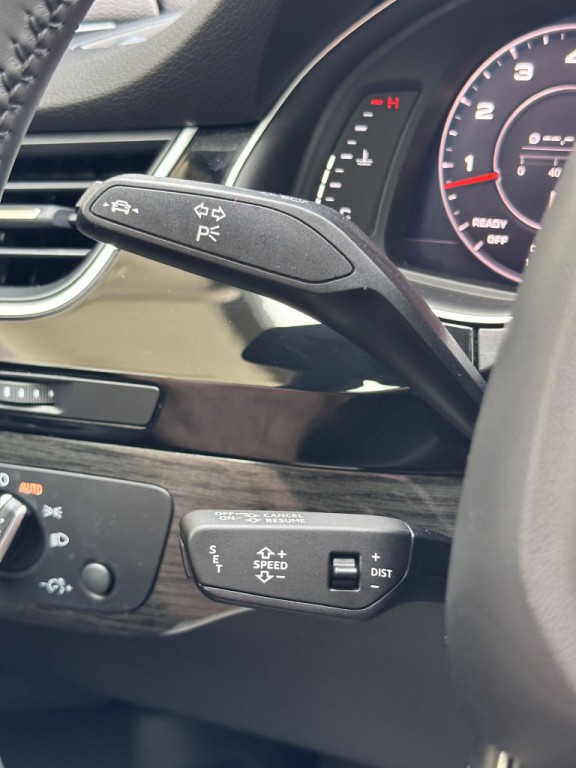 2018 Audi Q7 Image 37