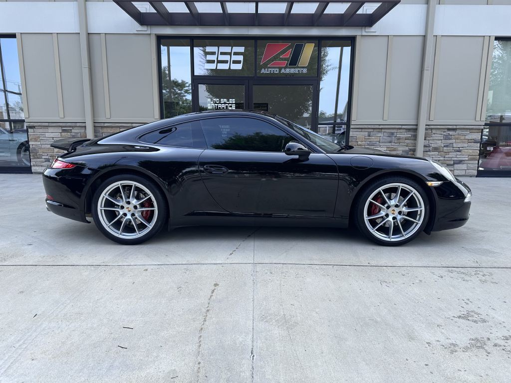 2014 Porsche 911 Image 2