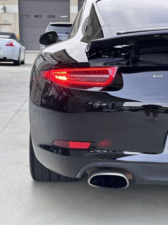 2014 Porsche 911 Image 14
