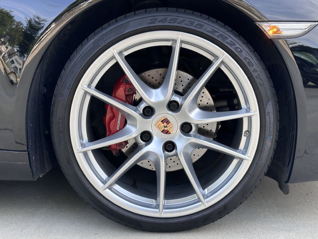 2014 Porsche 911 Image 21