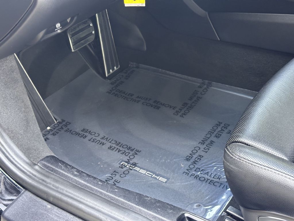 2014 Porsche 911 Image 28