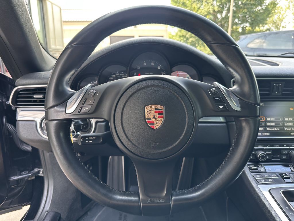 2014 Porsche 911 Image 35