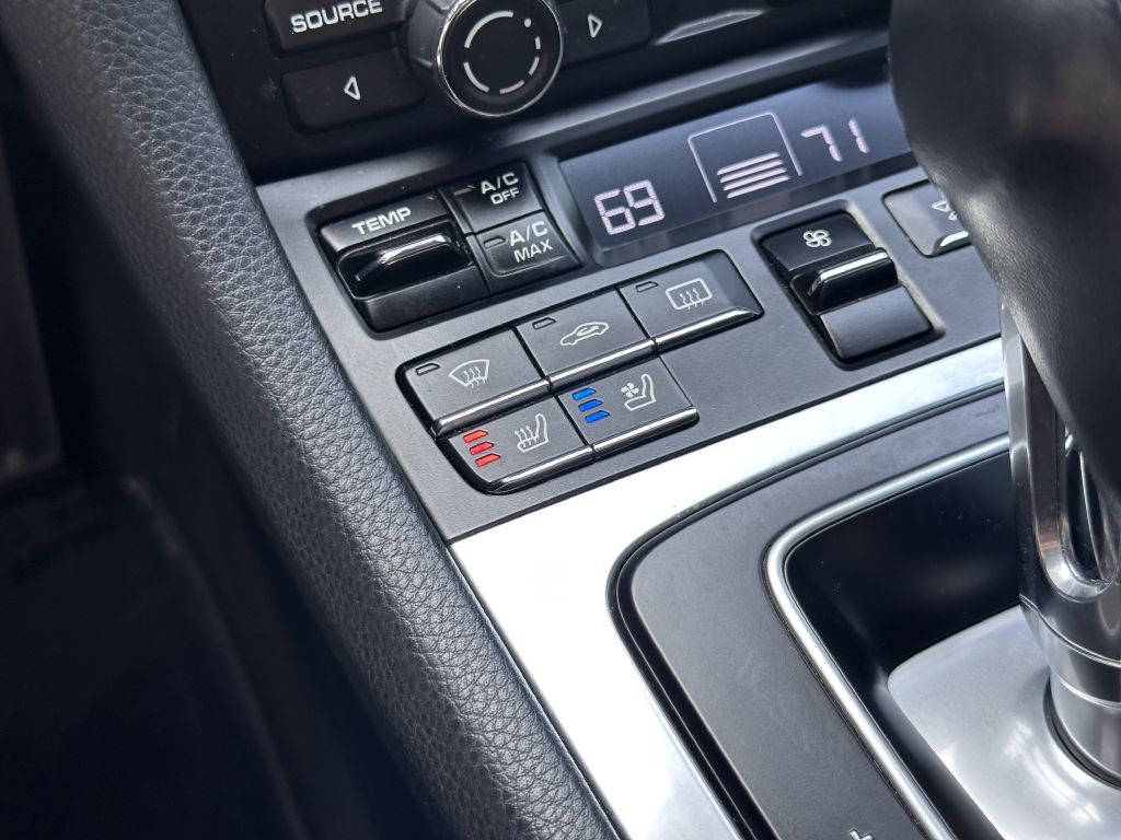 2014 Porsche 911 Image 47