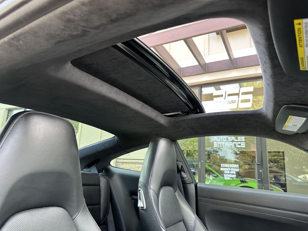 2014 Porsche 911 Image 79
