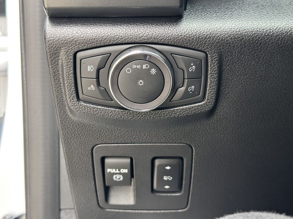 2018 Ford F-150 Image 38