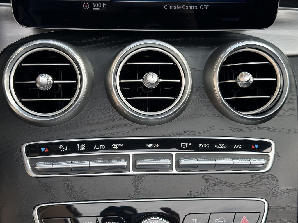 2019 Mercedes-Benz C-Class Image 50