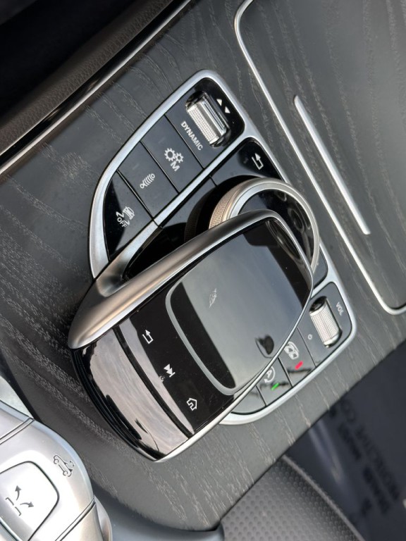 2019 Mercedes-Benz C-Class Image 54