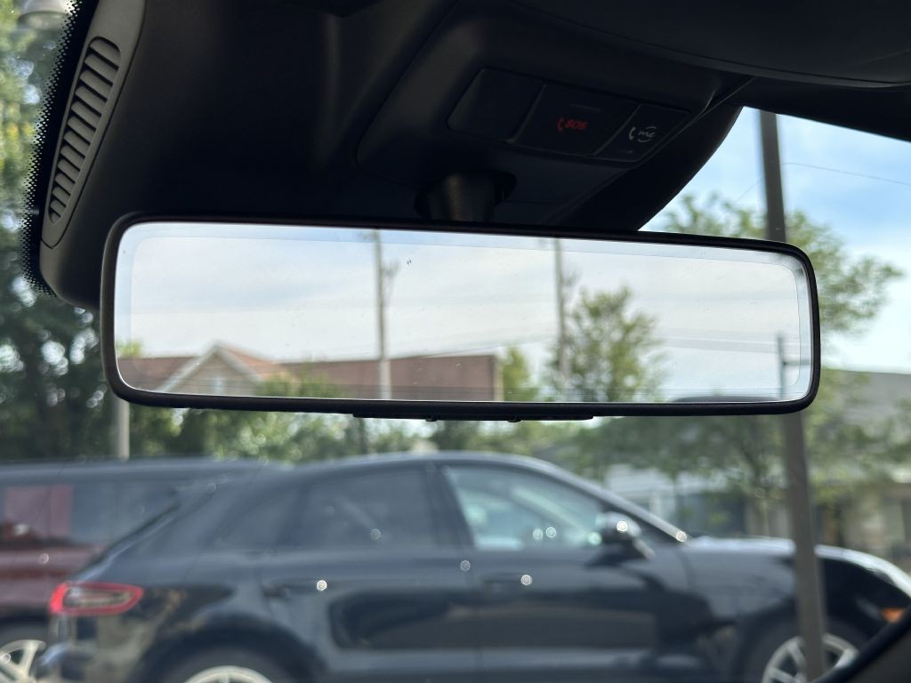 2019 Mercedes-Benz C-Class Image 60