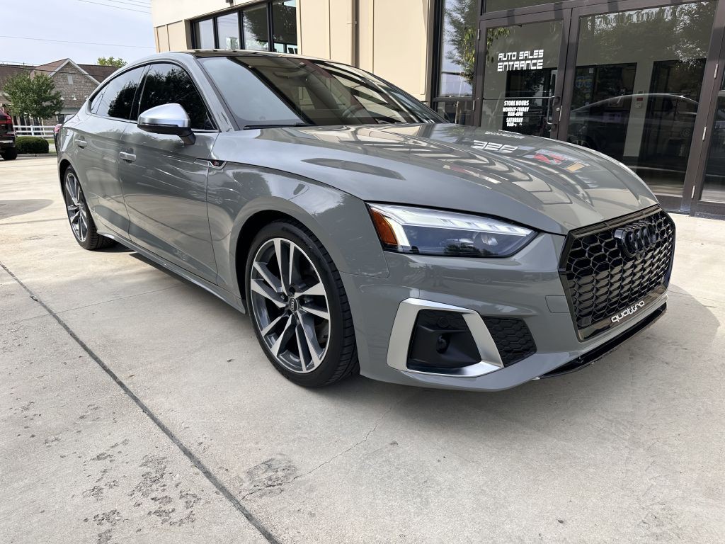 2022 Audi S5 Image 2