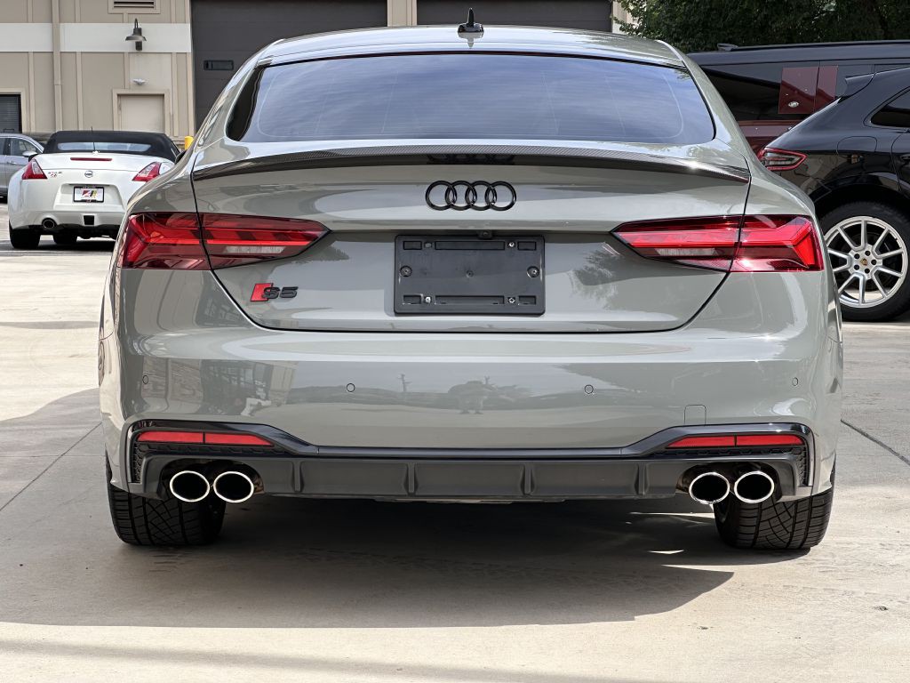 2022 Audi S5 Image 7