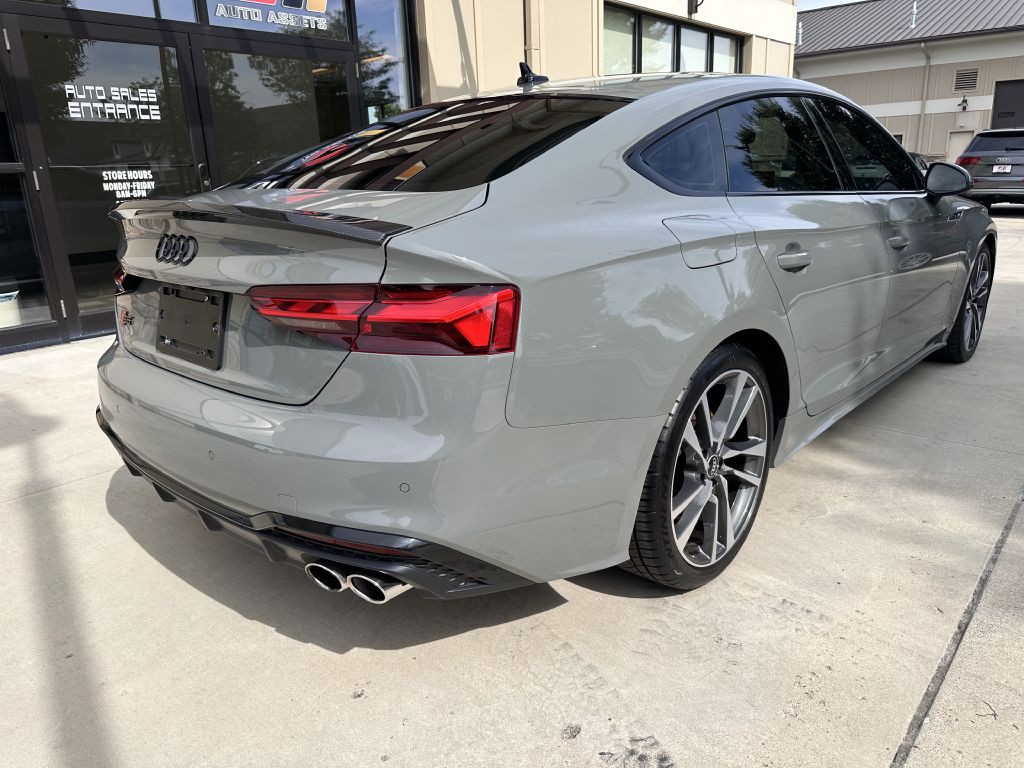 2022 Audi S5 Image 8
