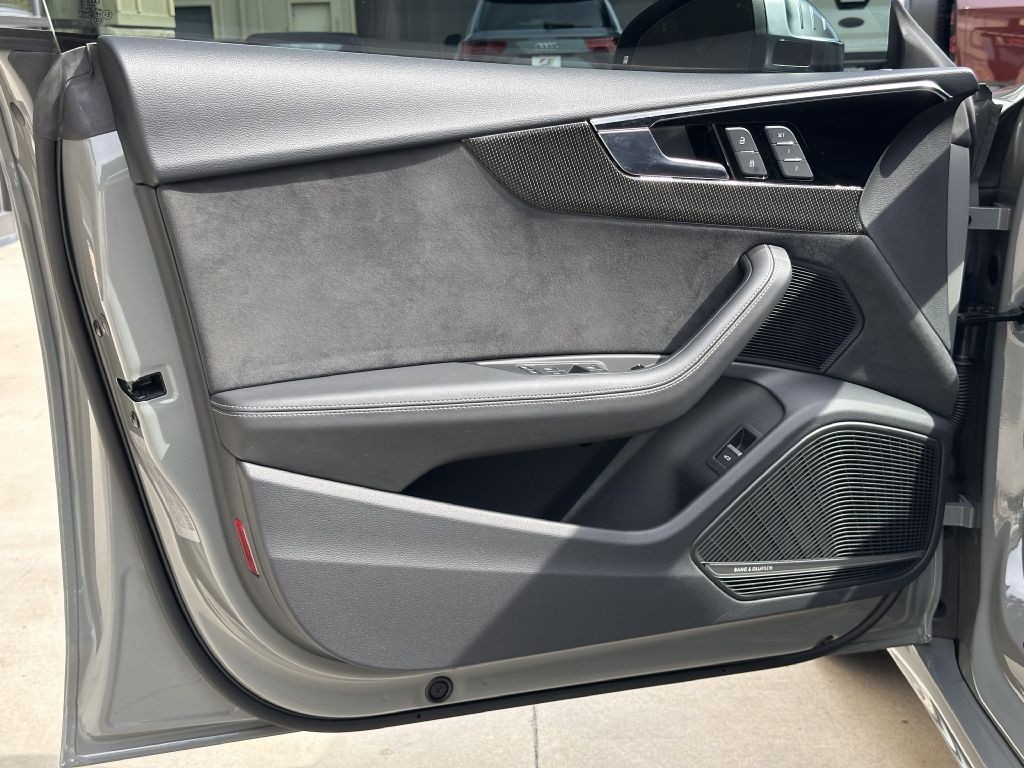 2022 Audi S5 Image 16
