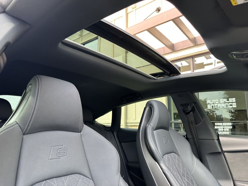 2022 Audi S5 Image 72