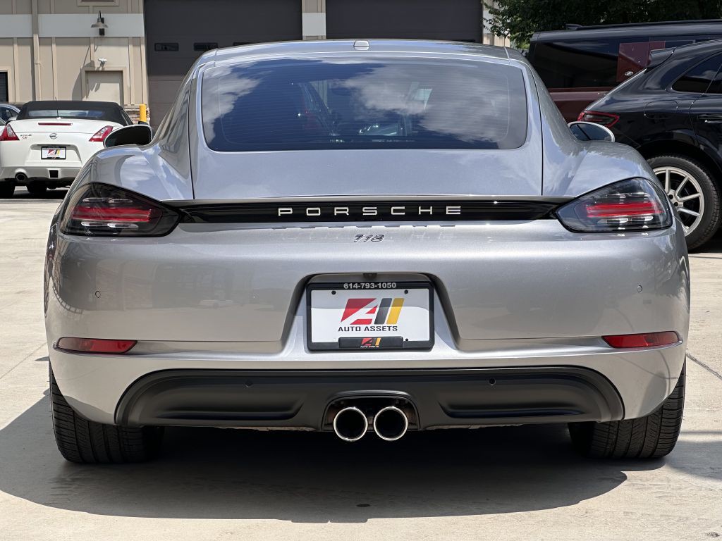 2017 Porsche Cayman Image 8