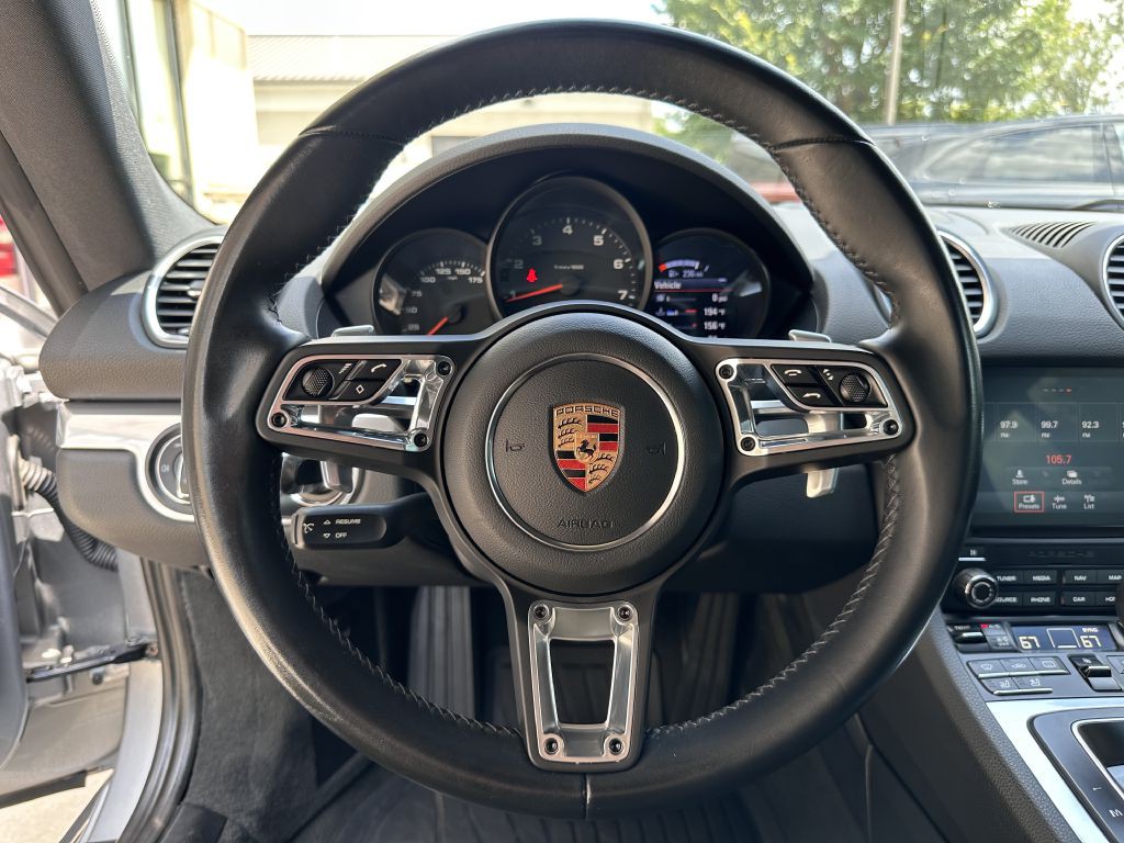 2017 Porsche Cayman Image 37