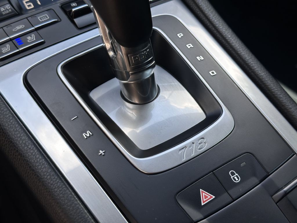 2017 Porsche Cayman Image 54