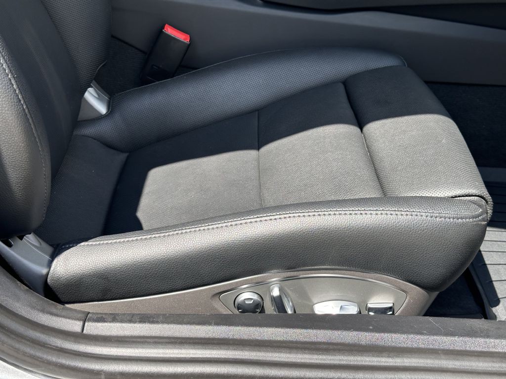 2017 Porsche Cayman Image 72