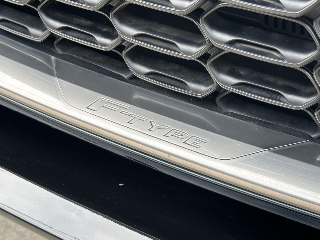 2021 Jaguar F-TYPE Image 23