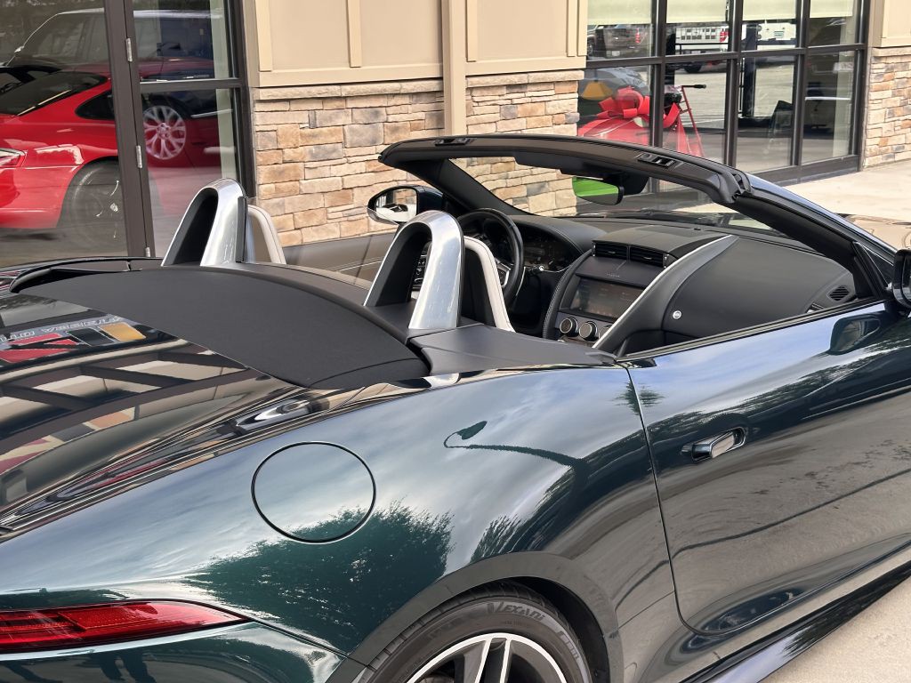 2021 Jaguar F-TYPE Image 29