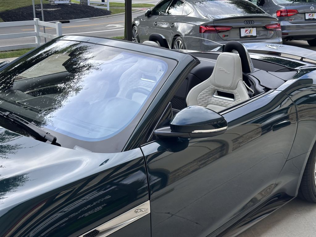 2021 Jaguar F-TYPE Image 31