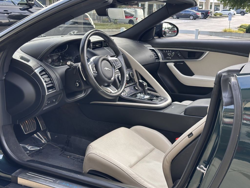 2021 Jaguar F-TYPE Image 35