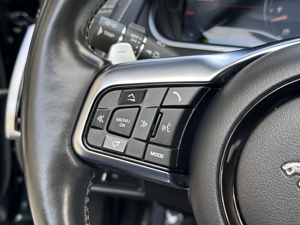 2021 Jaguar F-TYPE Image 49