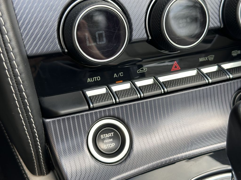 2021 Jaguar F-TYPE Image 61