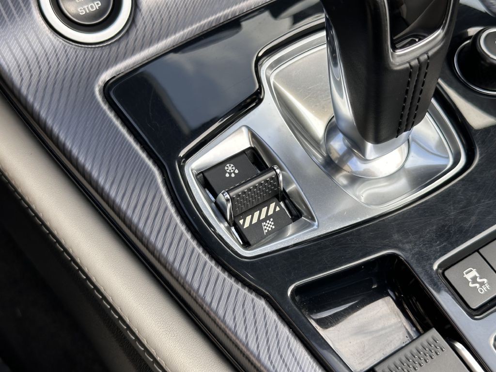 2021 Jaguar F-TYPE Image 65