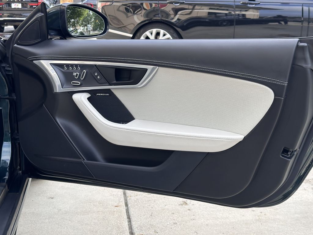 2021 Jaguar F-TYPE Image 77