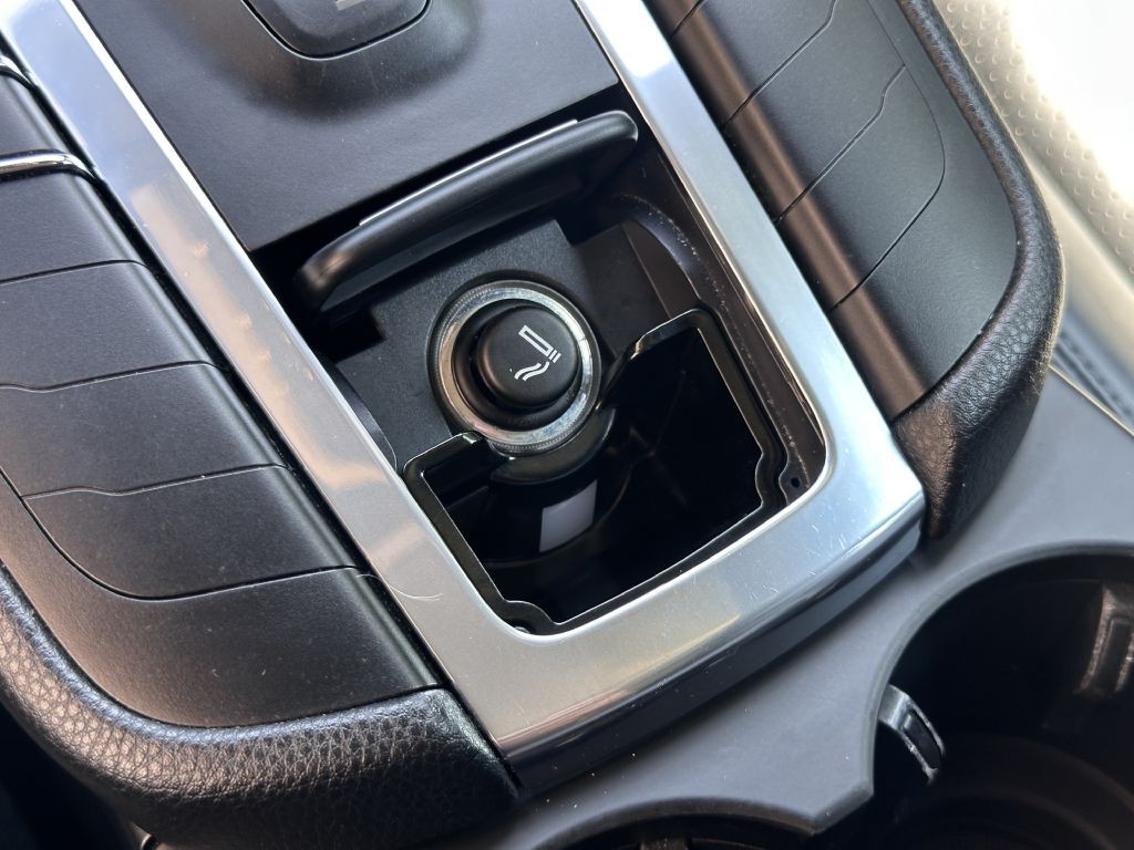 2016 Porsche Macan Image 56