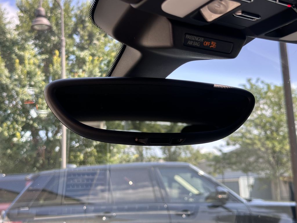 2016 Porsche Macan Image 60