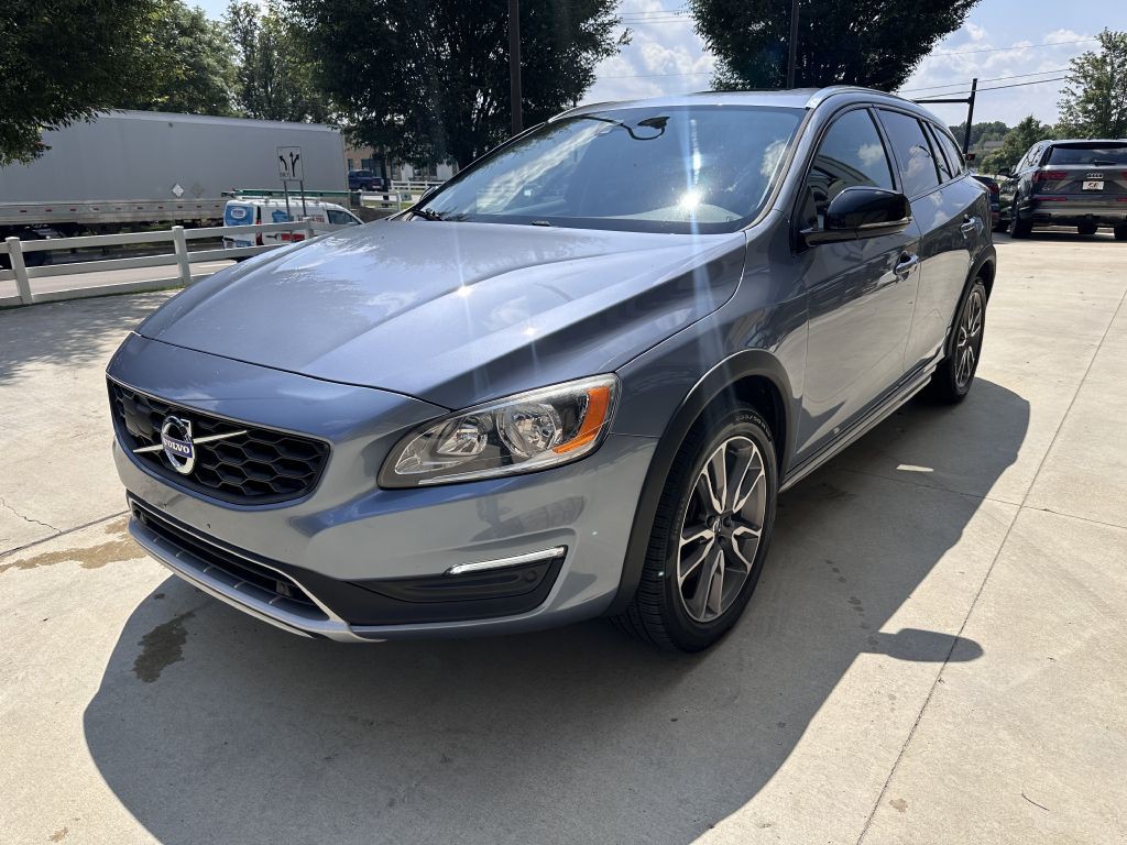 2018 Volvo V60 Image 5