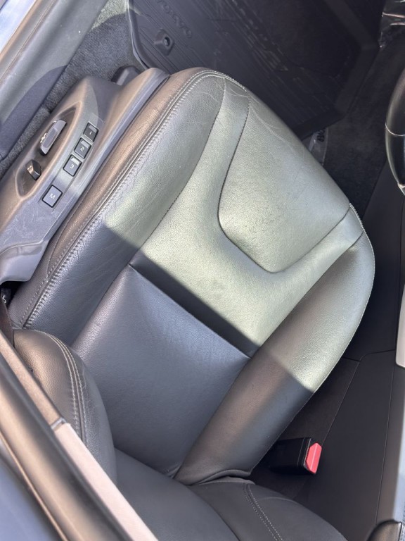 2018 Volvo V60 Image 30
