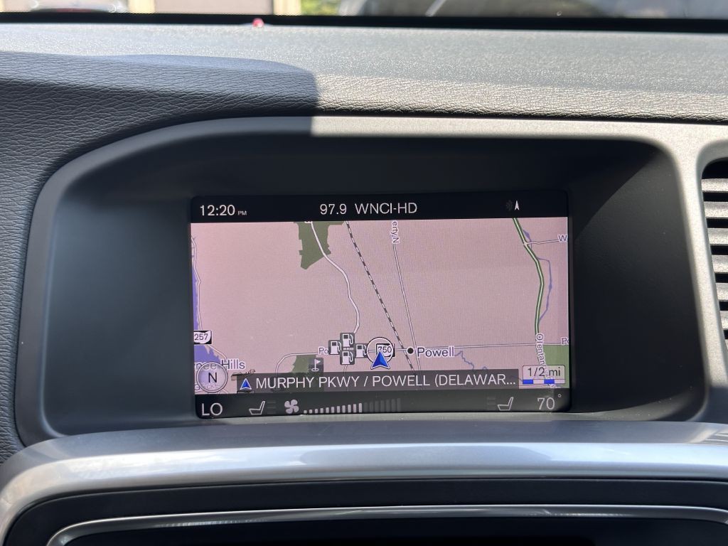 2018 Volvo V60 Image 42