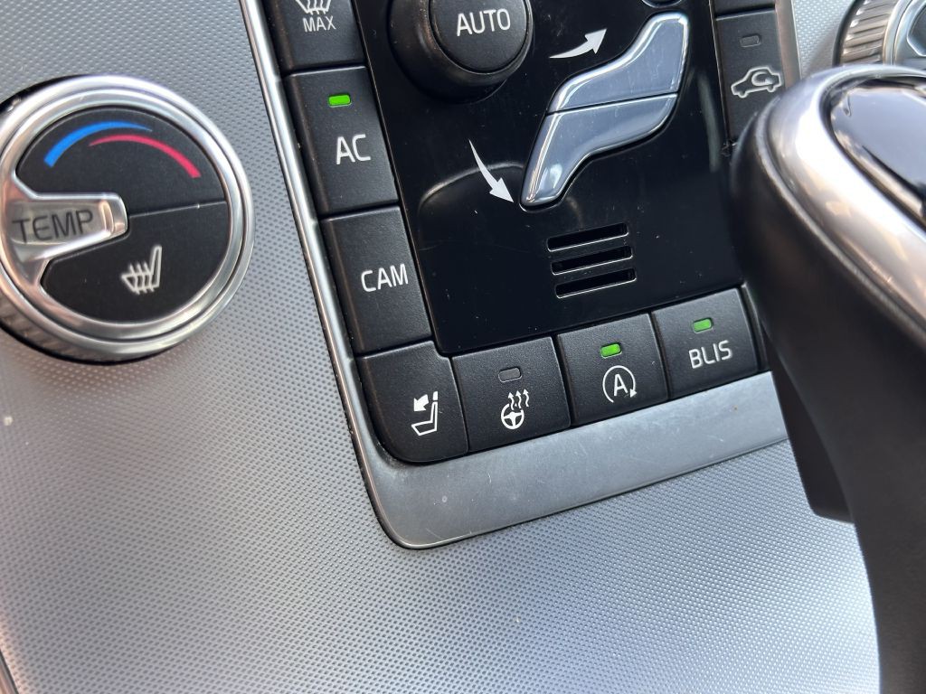 2018 Volvo V60 Image 50
