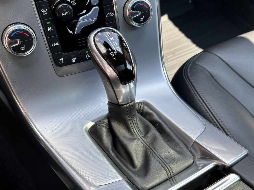 2018 Volvo V60 Image 51
