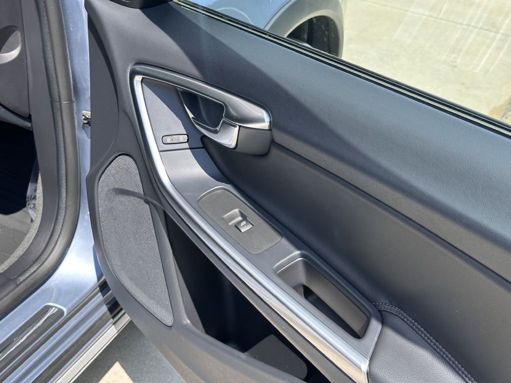 2018 Volvo V60 Image 62