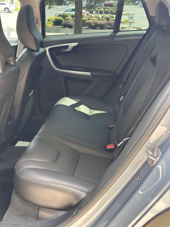 2018 Volvo V60 Image 77