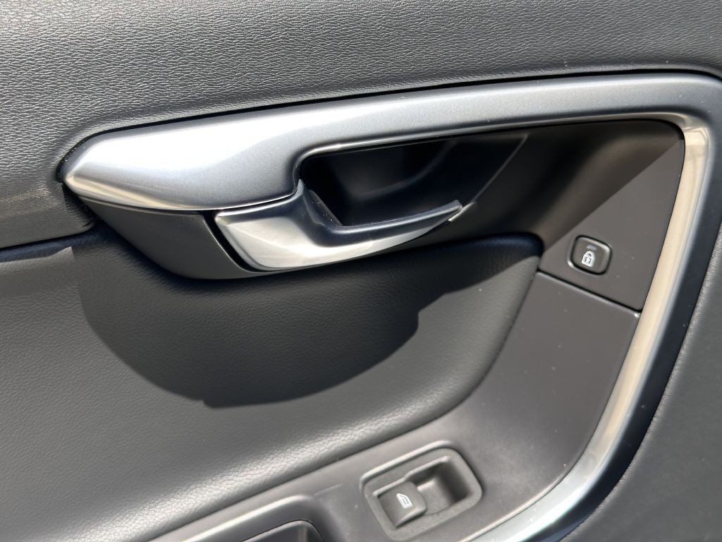 2018 Volvo V60 Image 80